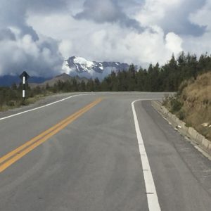 The high mountains from the top of the pass to Abancay